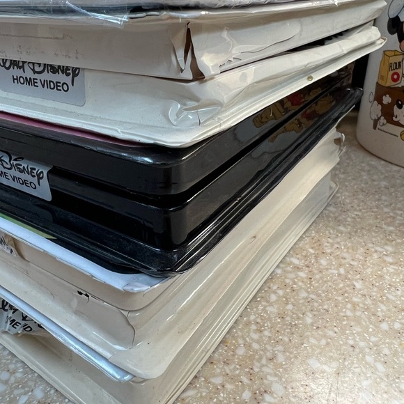 DISNEY VHS 3 Black Diamond Fantasia, Aladdin, Fox+Hound  Bedknobs+Broomsticks- - Picture 10 of 16